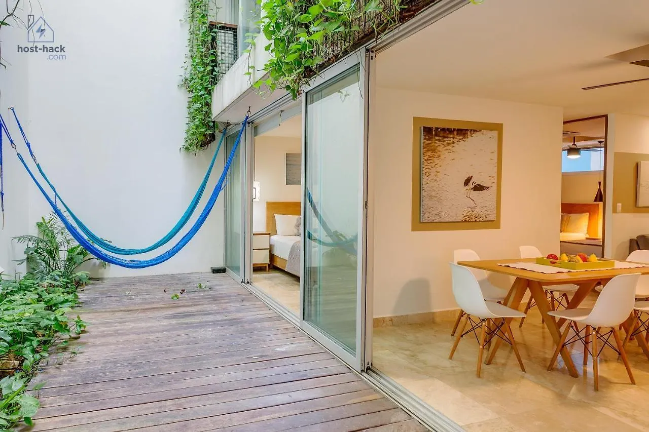 Aptartment With Patio, Rooftop & Pool Close To The Beach - Danzamar 2 Playa del Carmen