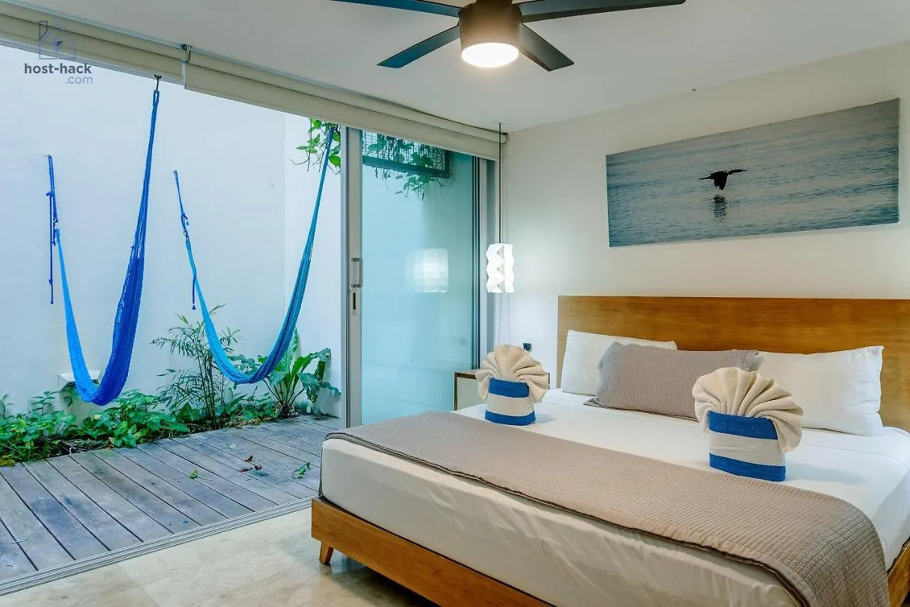 Aptartment With Patio, Rooftop & Pool Close To The Beach - Danzamar 2 Playa del Carmen 0*,  Mexico