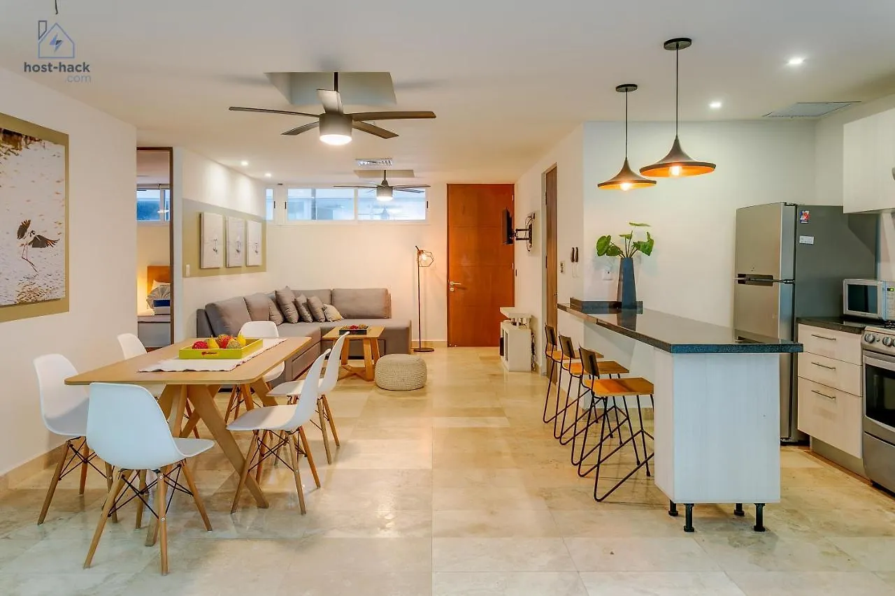 Aptartment With Patio, Rooftop & Pool Close To The Beach - Danzamar 2 Playa del Carmen Apartment