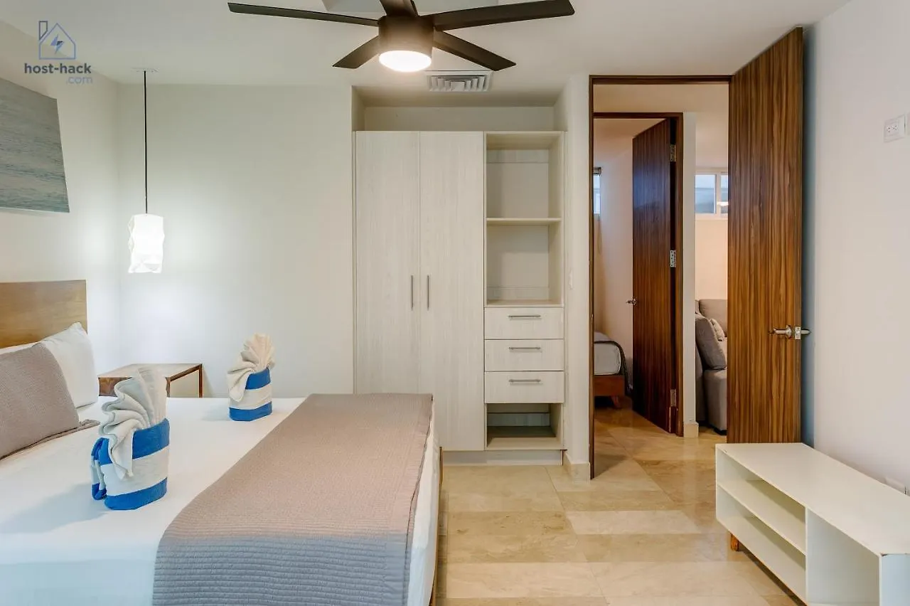 Aptartment With Patio, Rooftop & Pool Close To The Beach - Danzamar 2 Playa del Carmen Apartment